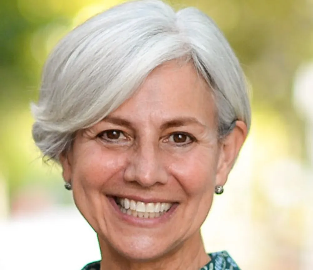 Pòtrè Caryl Shuham