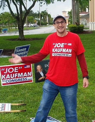 Pòtrè Joseph “Joe” Kaufman