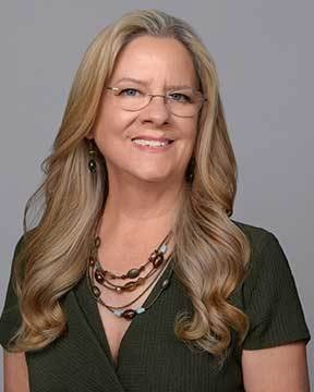Pòtrè Darlene Smith