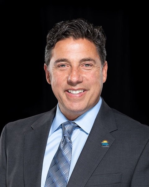 Pòtrè Scott J. Brook